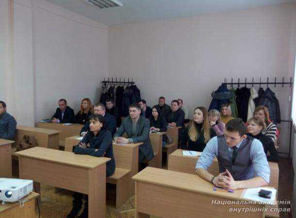 Слідчі Національної поліції України продовжують підвищувати кваліфікацію