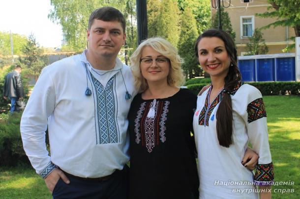 Свято української вишиванки на Прикарпатті