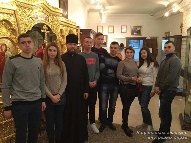 Відвідування курсантами музею Митрополита Володимира
