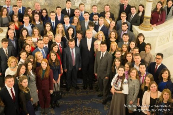 Вітаємо наших працівників з проходженням  на Програму стажування у Верховній Раді України!
