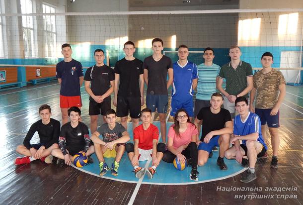 Товариський волейбольний матч на Прикарпатті