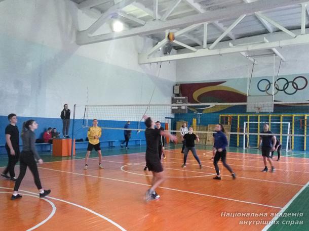Турнір з волейболу між курсантами й студентами ННІ № 2 НАВС