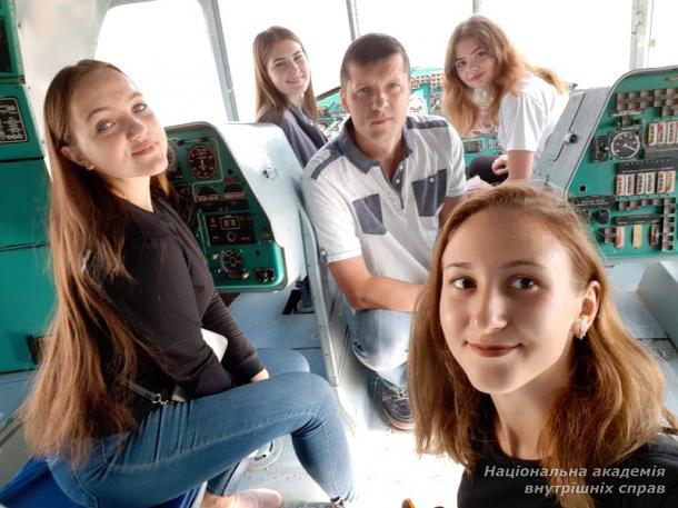 Першокурсники відвідали Державний музей авіації України