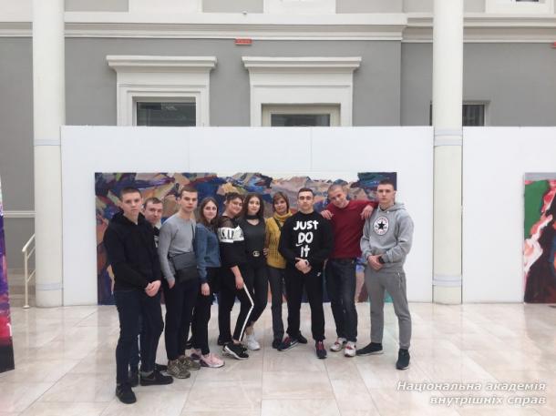 Курсанти ННІ №3 відвідали Національний музей Тараса Шевченка