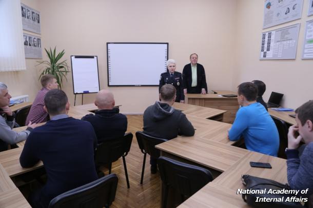 Specialized audience for the preparation of polygraph examiners have been opened
