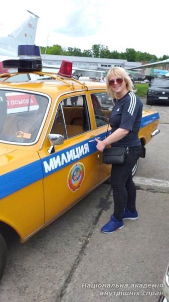 У День Києва курсанти ННІ № 3 НАВС відвідали фестиваль «Old Car Land»